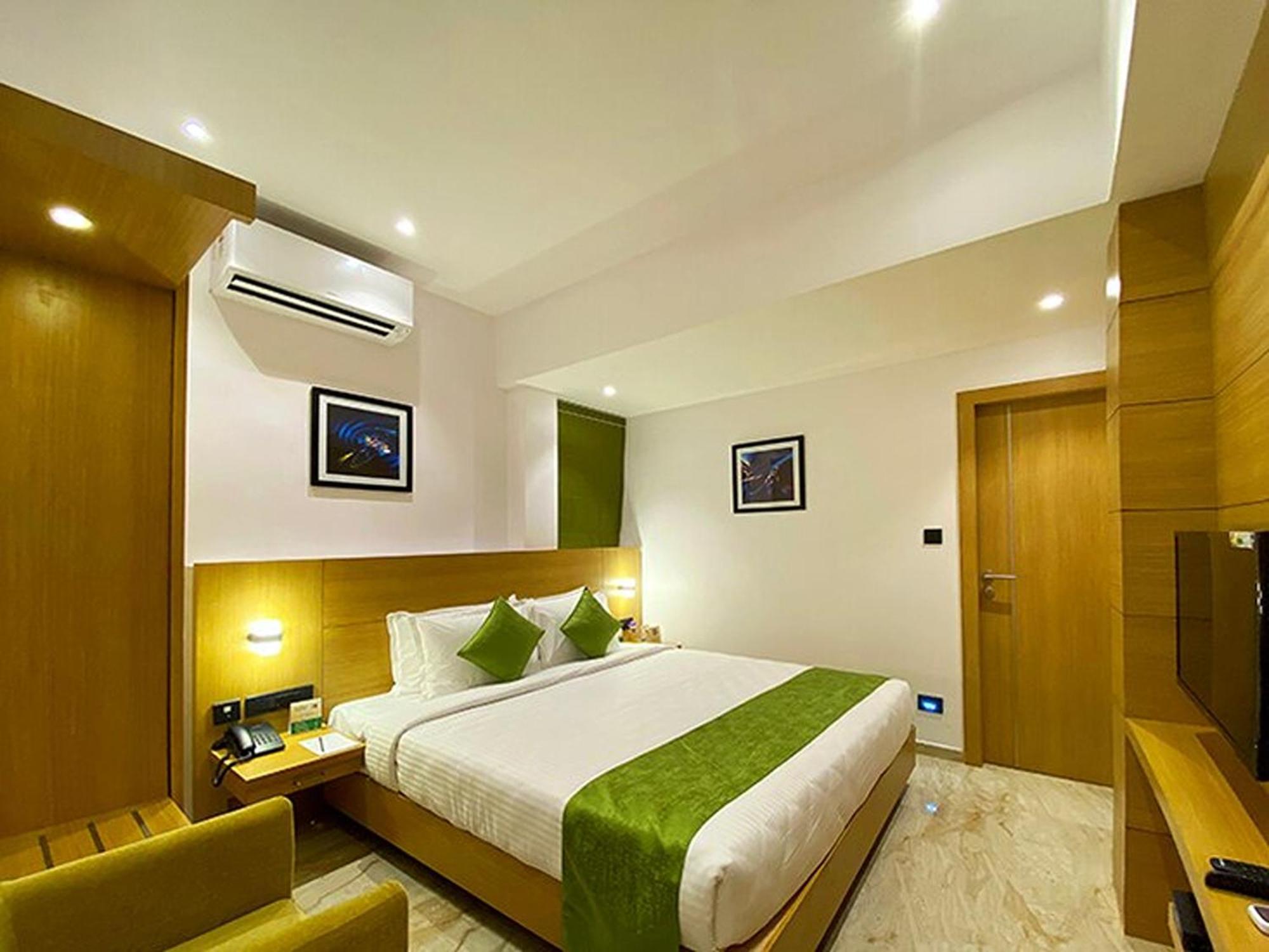 Park Residency Kodungallur Thrissur Exterior foto