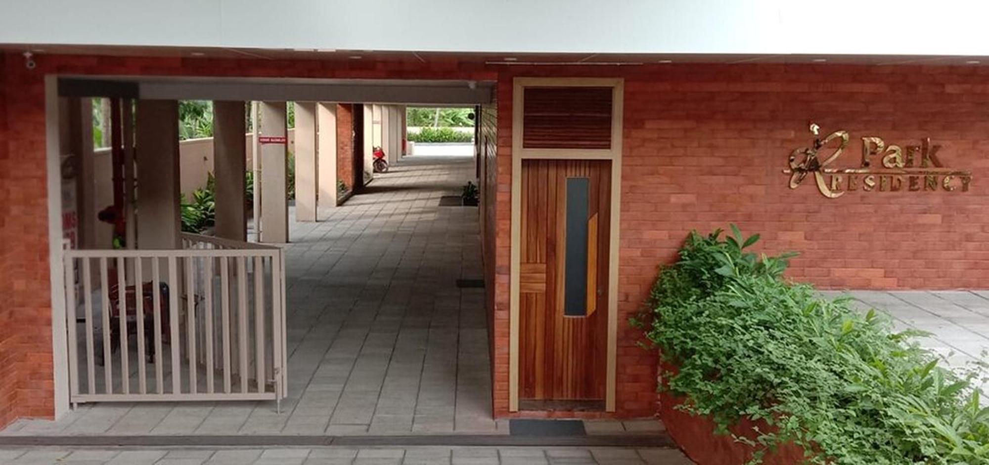 Park Residency Kodungallur Thrissur Exterior foto