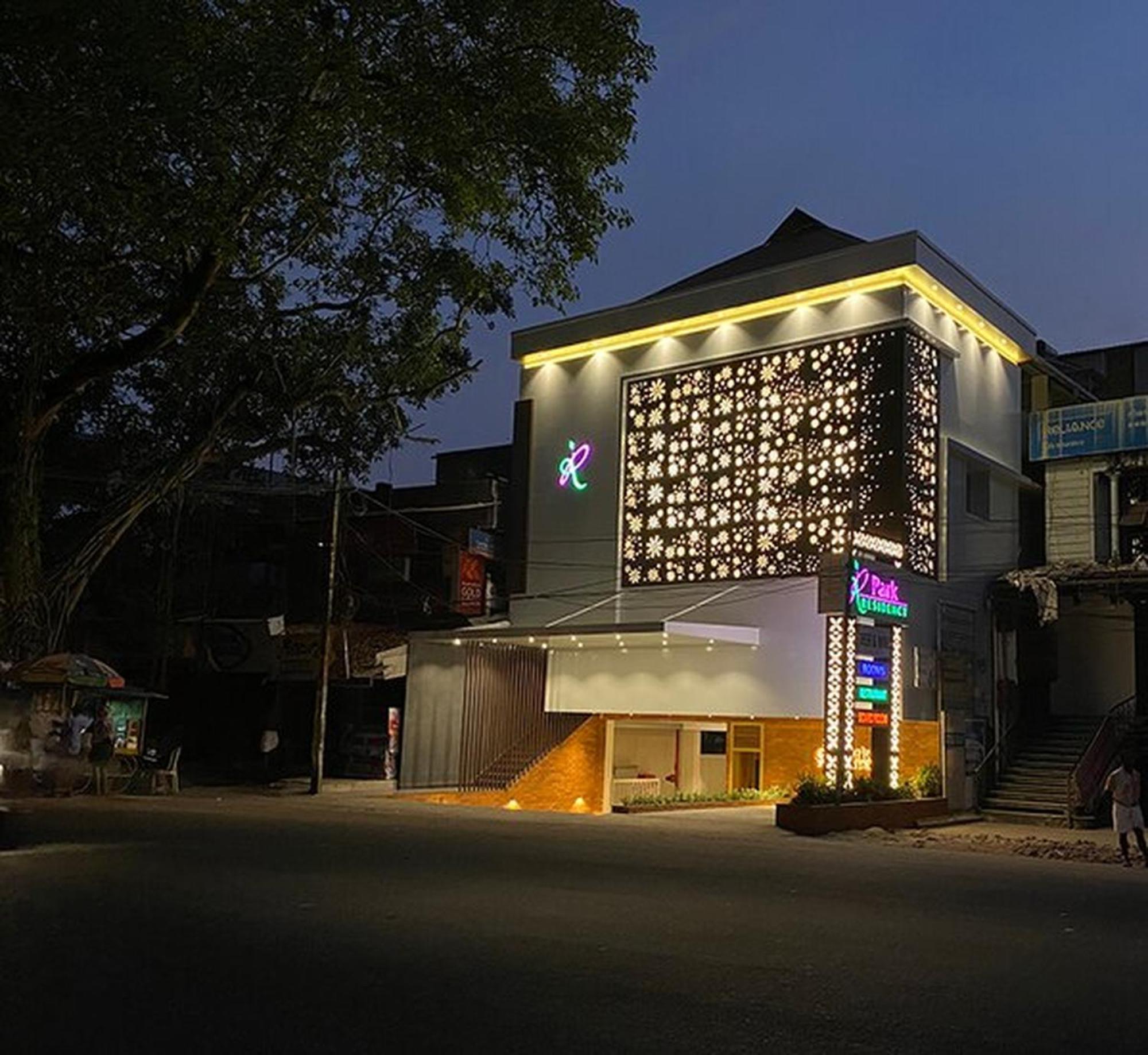 Park Residency Kodungallur Thrissur Exterior foto