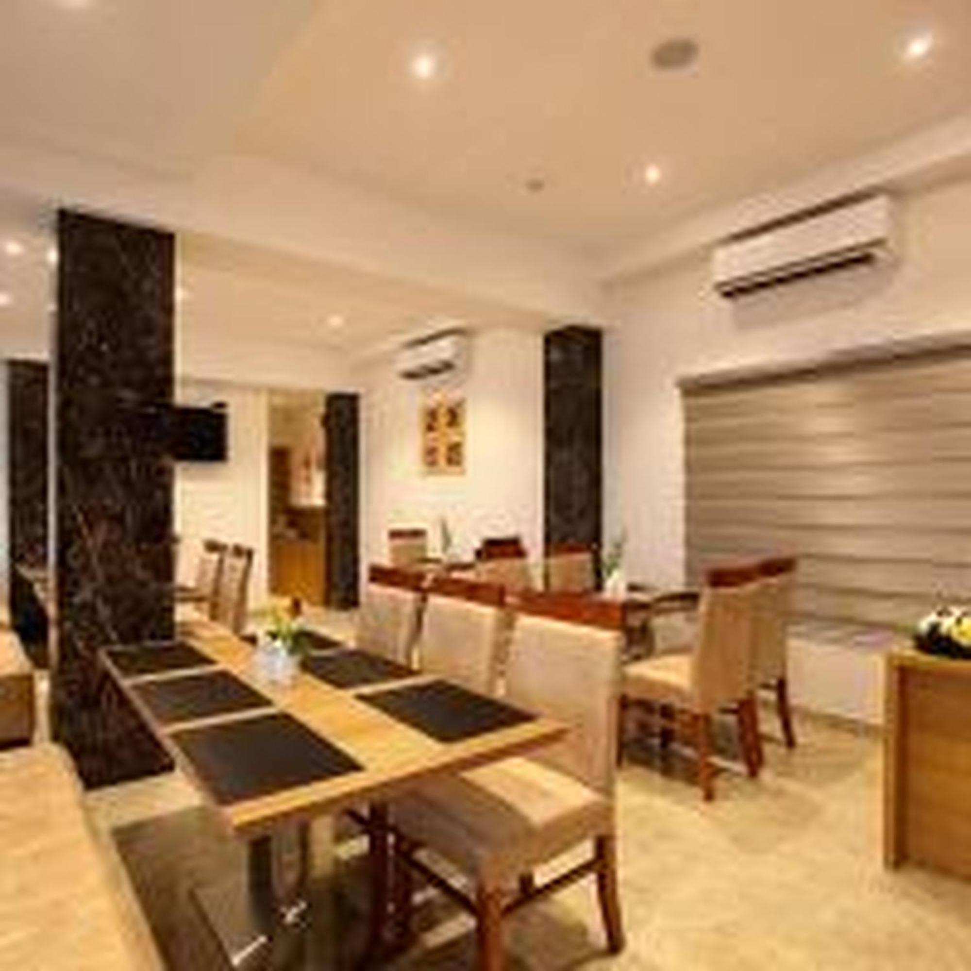 Park Residency Kodungallur Thrissur Exterior foto